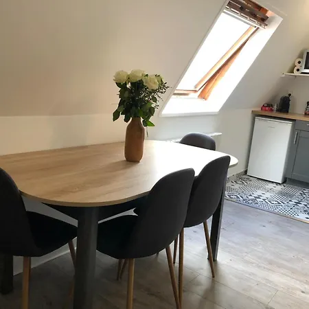 4couchages/piscine/tennis/plage Apartment *