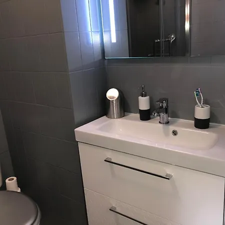 4couchages/piscine/tennis/plage Apartamento