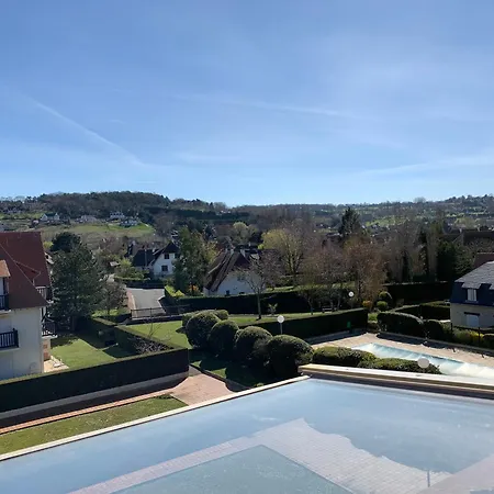 4couchages/piscine/tennis/plage *