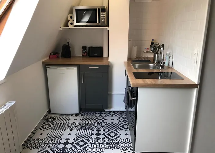 4couchages/piscine/tennis/plage Apartment