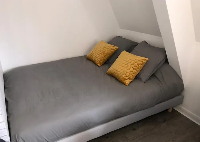 4couchages/piscine/tennis/plage * Deauville