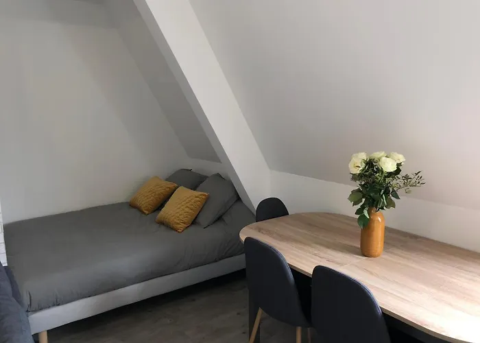 4couchages/piscine/tennis/plage Apartment