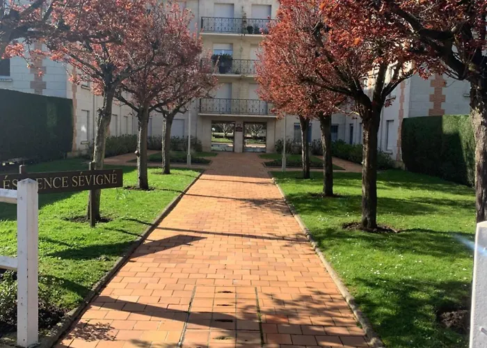 Apartment 4couchages/piscine/tennis/plage *