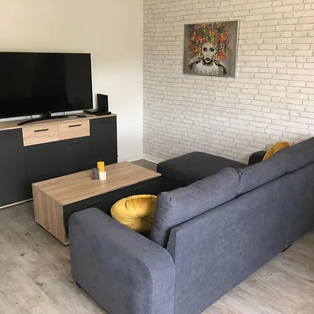 4couchages/piscine/tennis/plage Apartment
