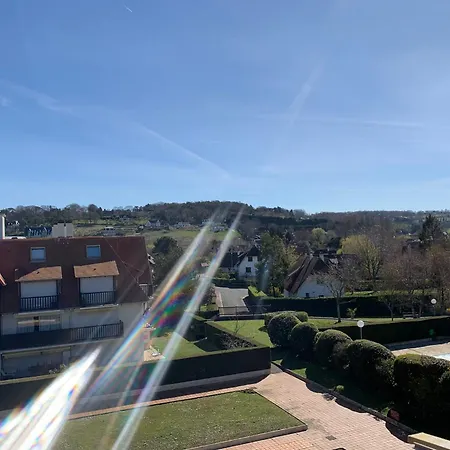 4couchages/piscine/tennis/plage *